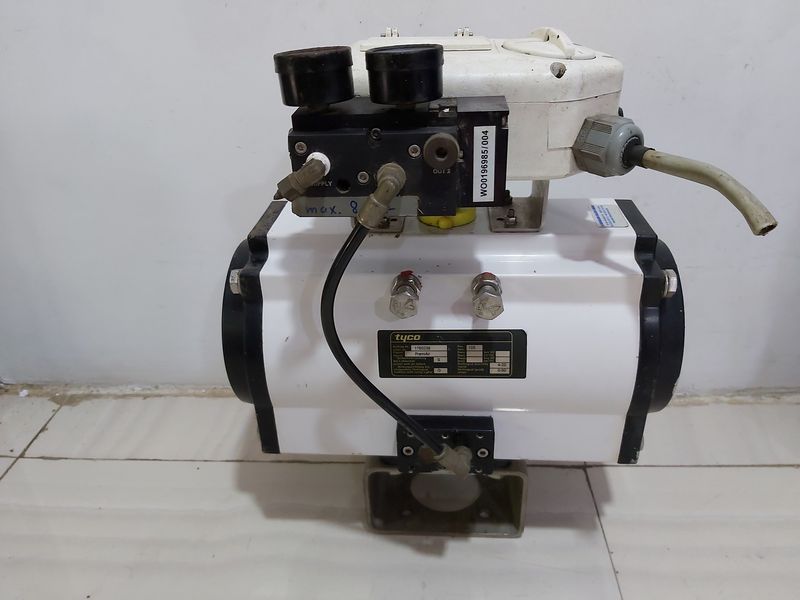 TYCO PREMIAIR 045 WITH AVID SMARTCAL  SM-12DD0B OA-R1 PNEUMATIC ACTUATOR