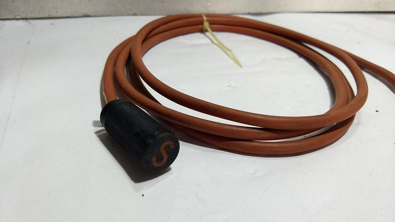 PEPPERL FUCHS NJ 40 U4 W-Y85592 PROXIMITY SENSOR 5 WAY POSITIONING  SENSING