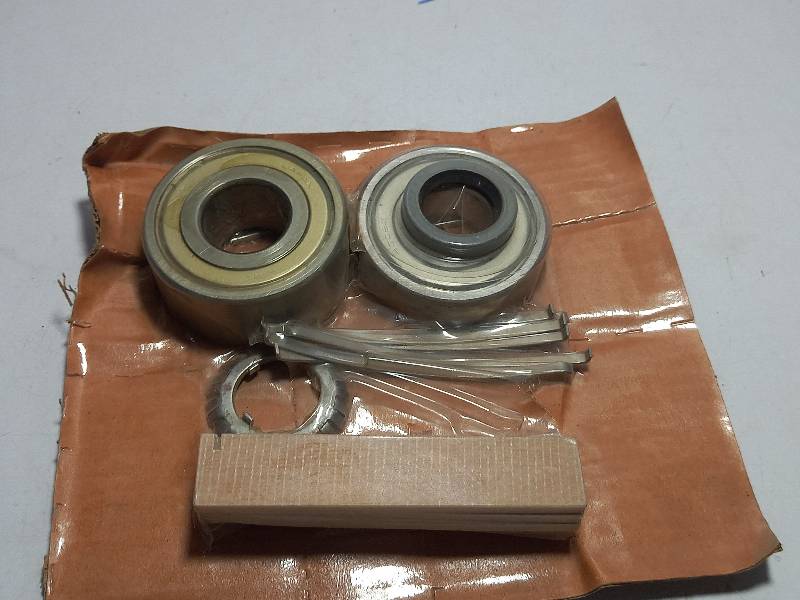 NSK 6207Z BEARINGS MADE IN JAPAN