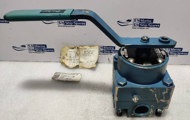 Parker 8271-1WS2 Seal Valve 4 Way Valve 1IN NPT NOV 1102056