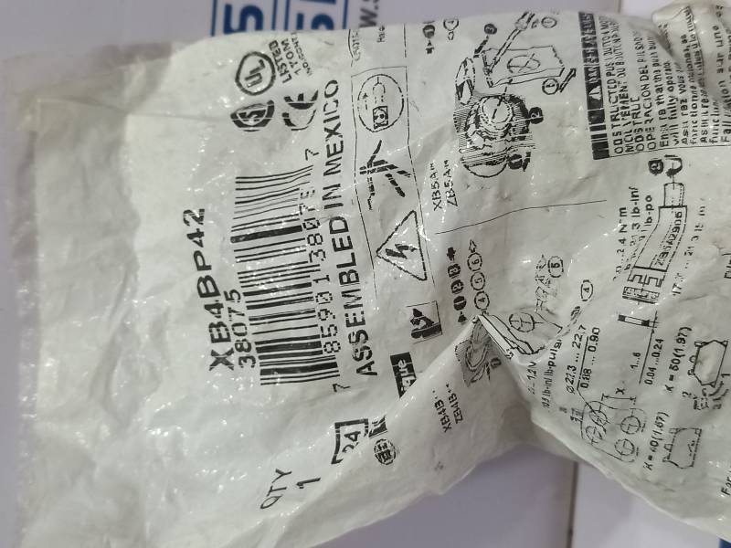 Schneider Electric XB4BP42 Pushbutton